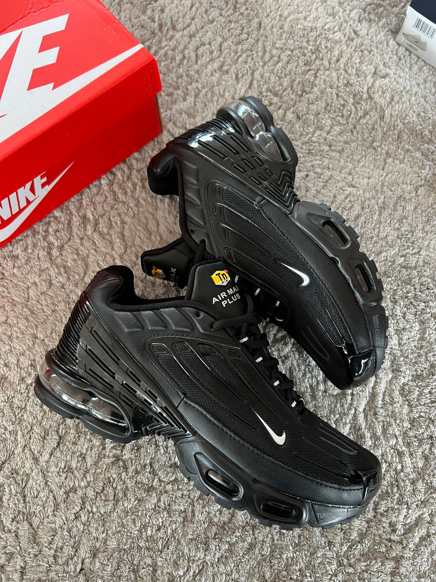 Nike Tn Tunned Black And Mettalic