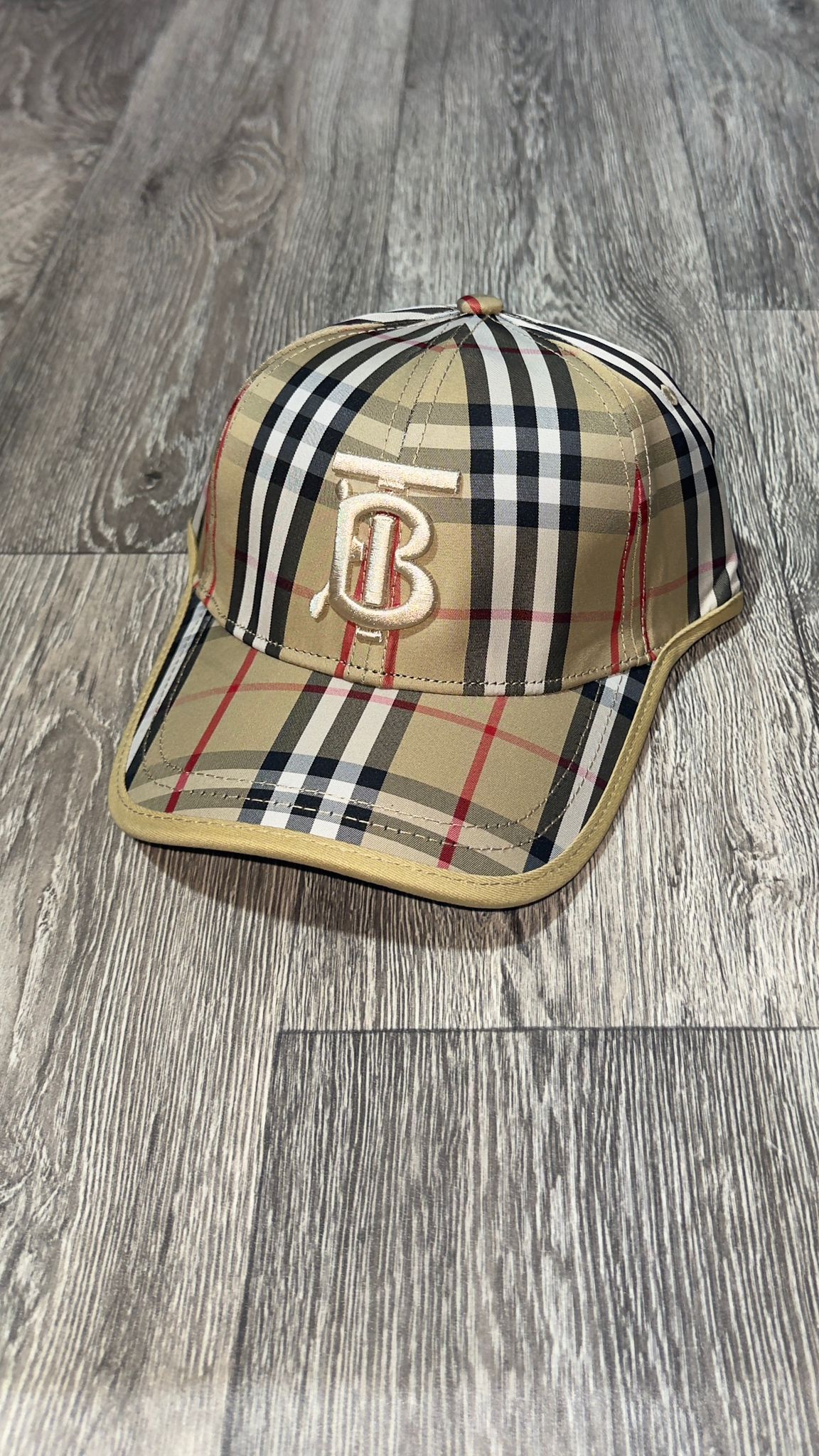 Gorra Burberry 2025