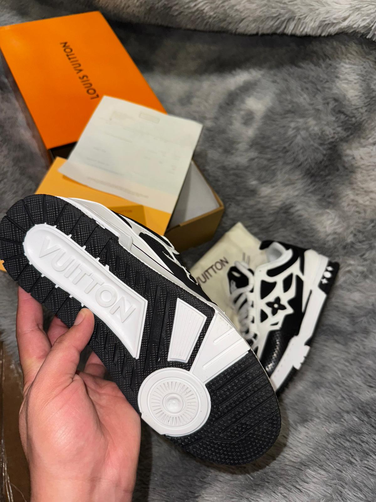 Louis Vuitton Skate White And Black