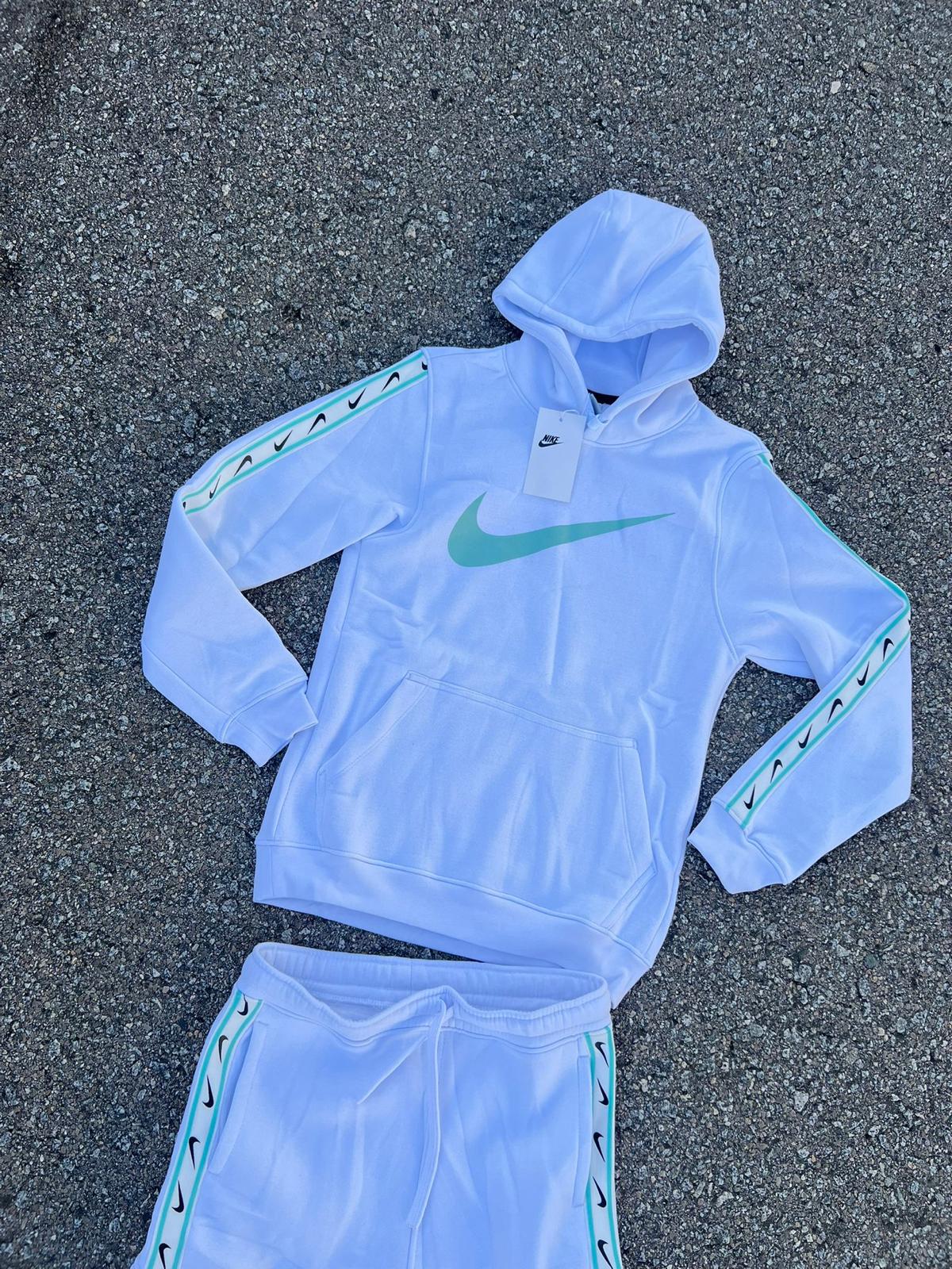 Conjunto Nike 2025/2026