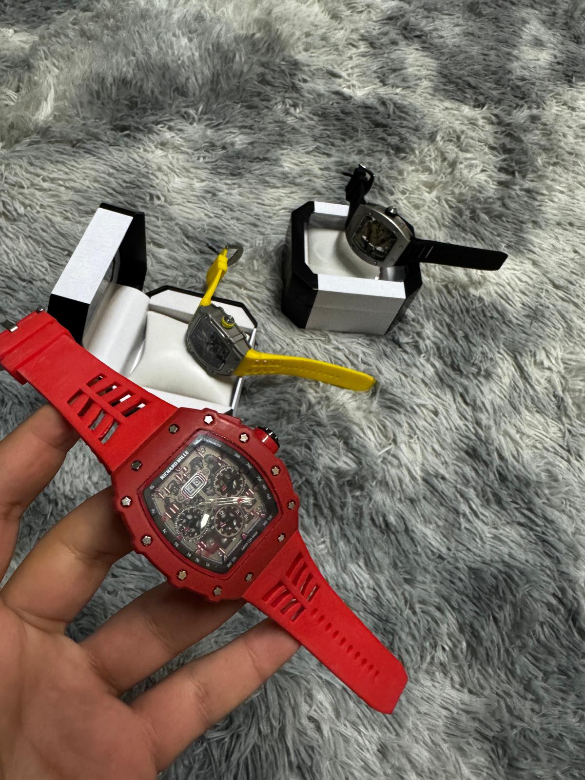 Richard Mille Cronógrafo Caja Roja Completa Correa Roja