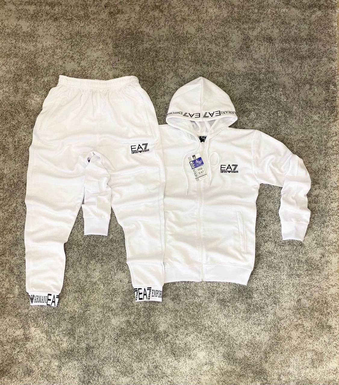 Chandal Emporio Armani EA7 Blanco 2025