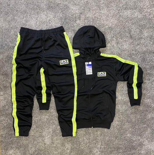 Chandal Emporio Armani EA7 Negro- Amarillo 2025
