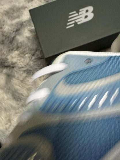 New Balance Absorb 2000