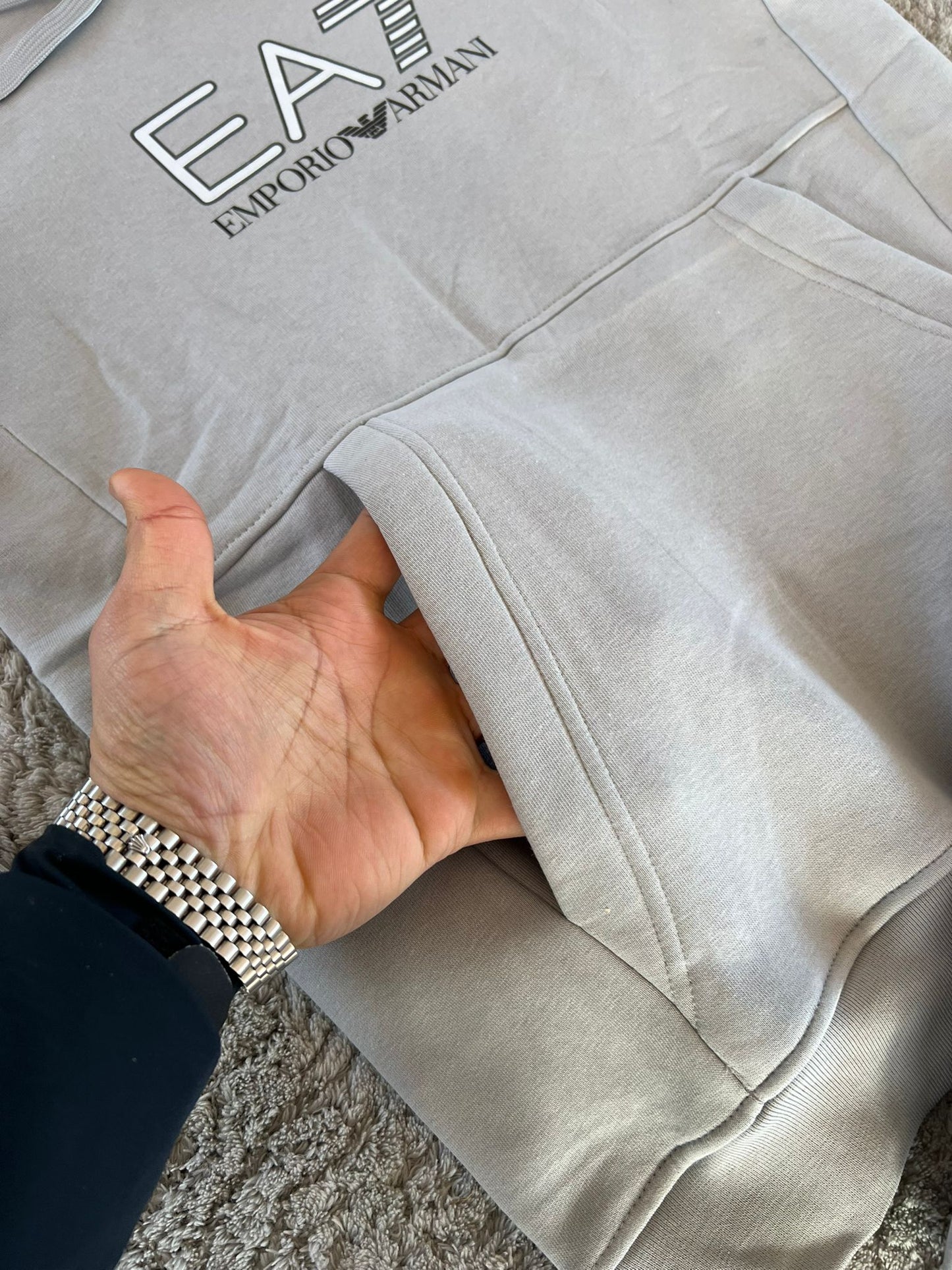Chandal Armani EA7 Grey