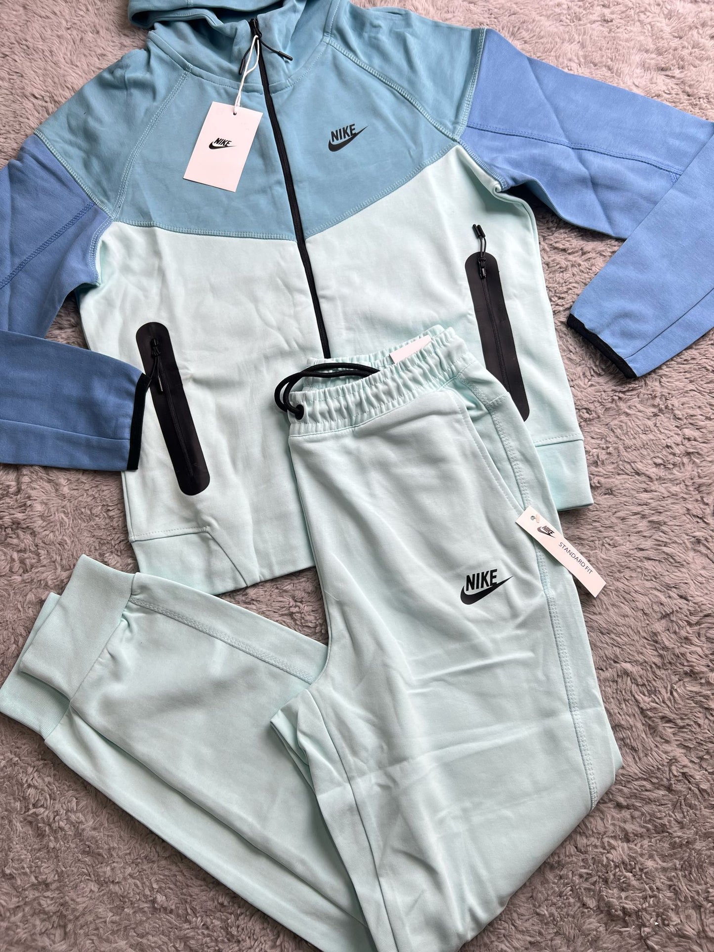 Nike Tech Fleece 2025 Ice Blue