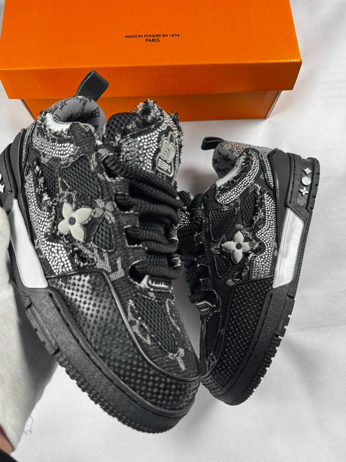 Louis Vuitton Skate Black Shiny Stones