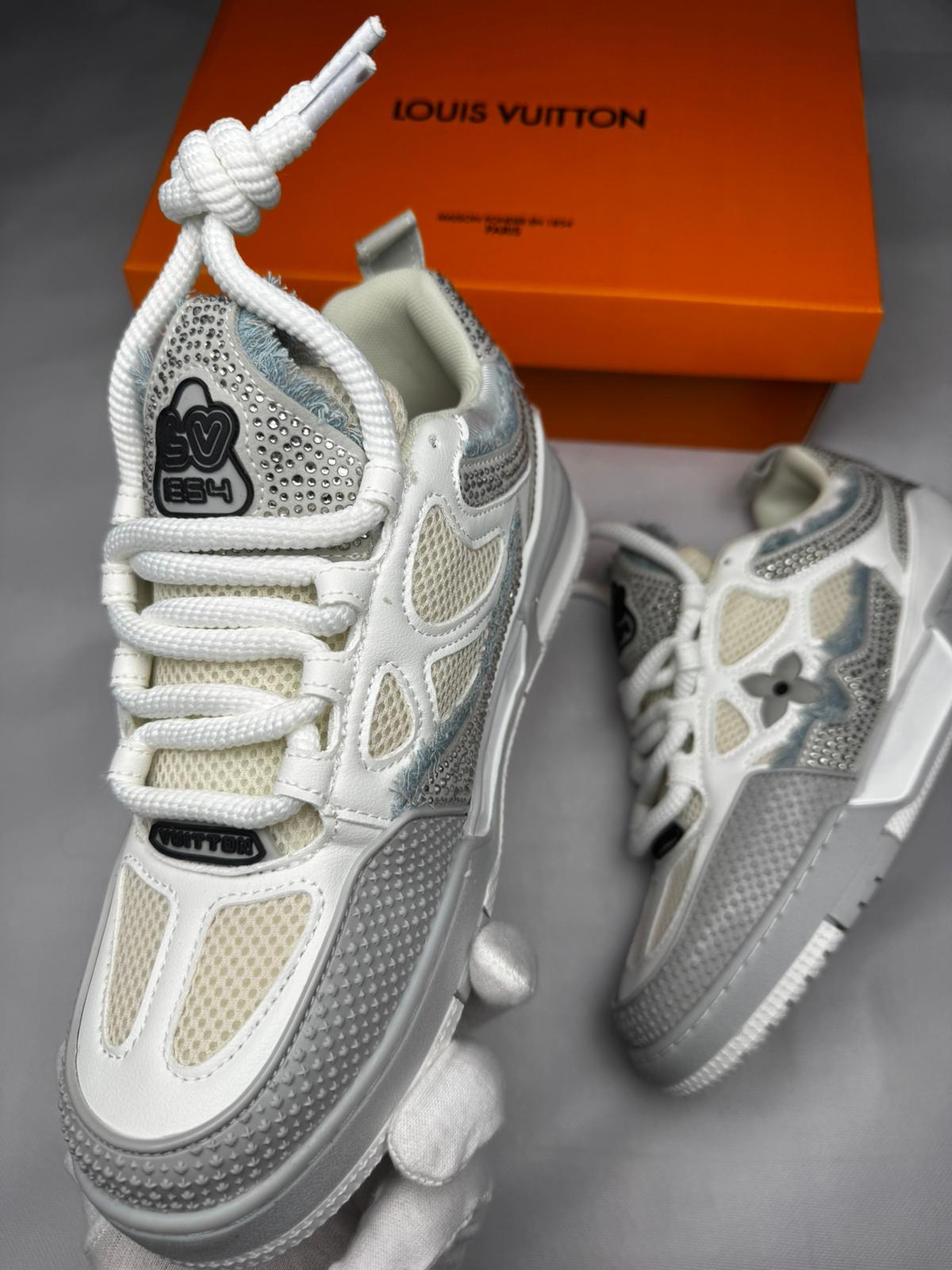 Louis Vuitton Skate Shiny Gray Stones