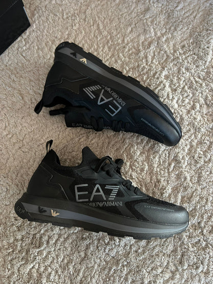 EA7 Armani All Black