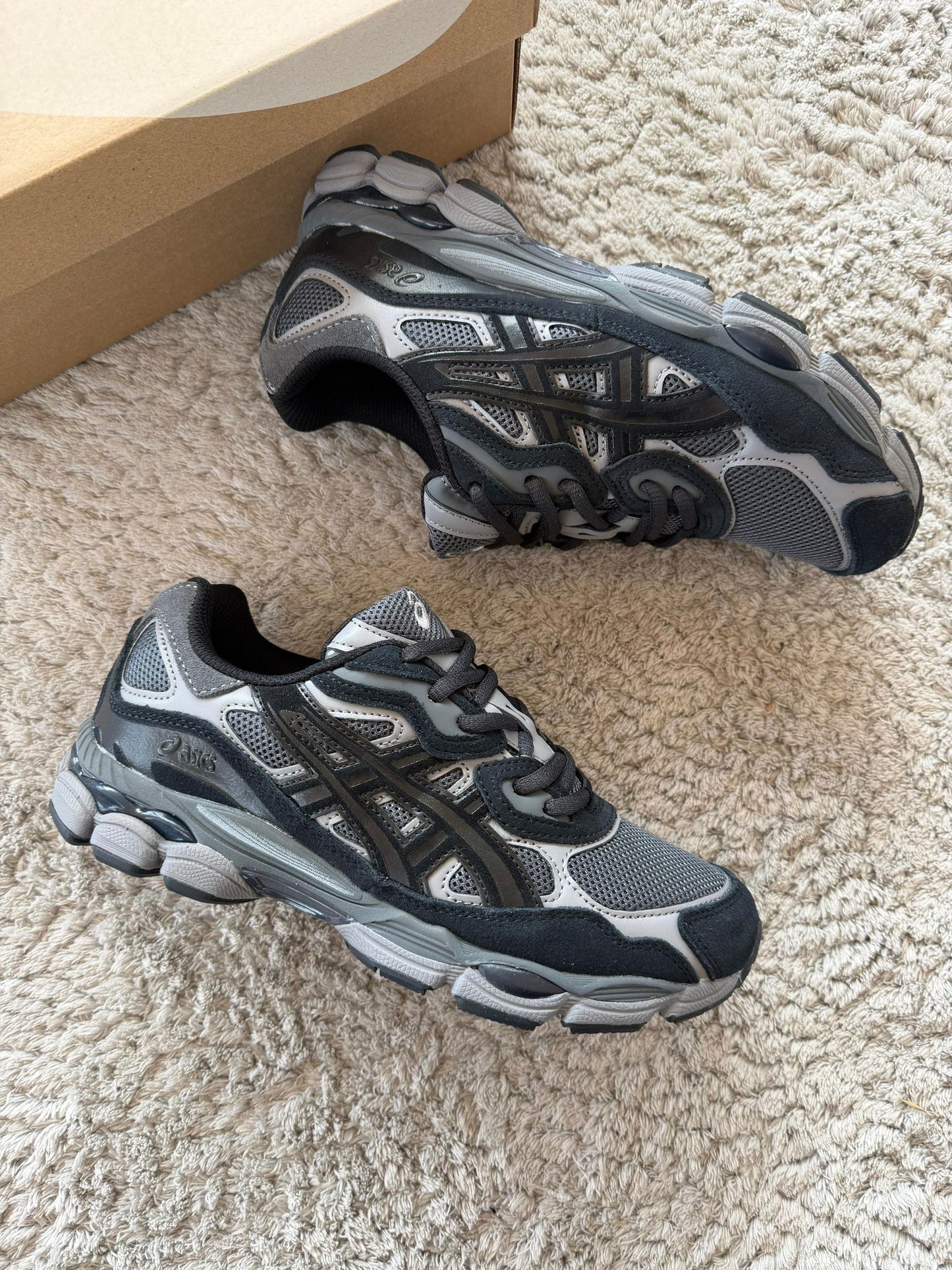 Asics Gel NyC Black Grey