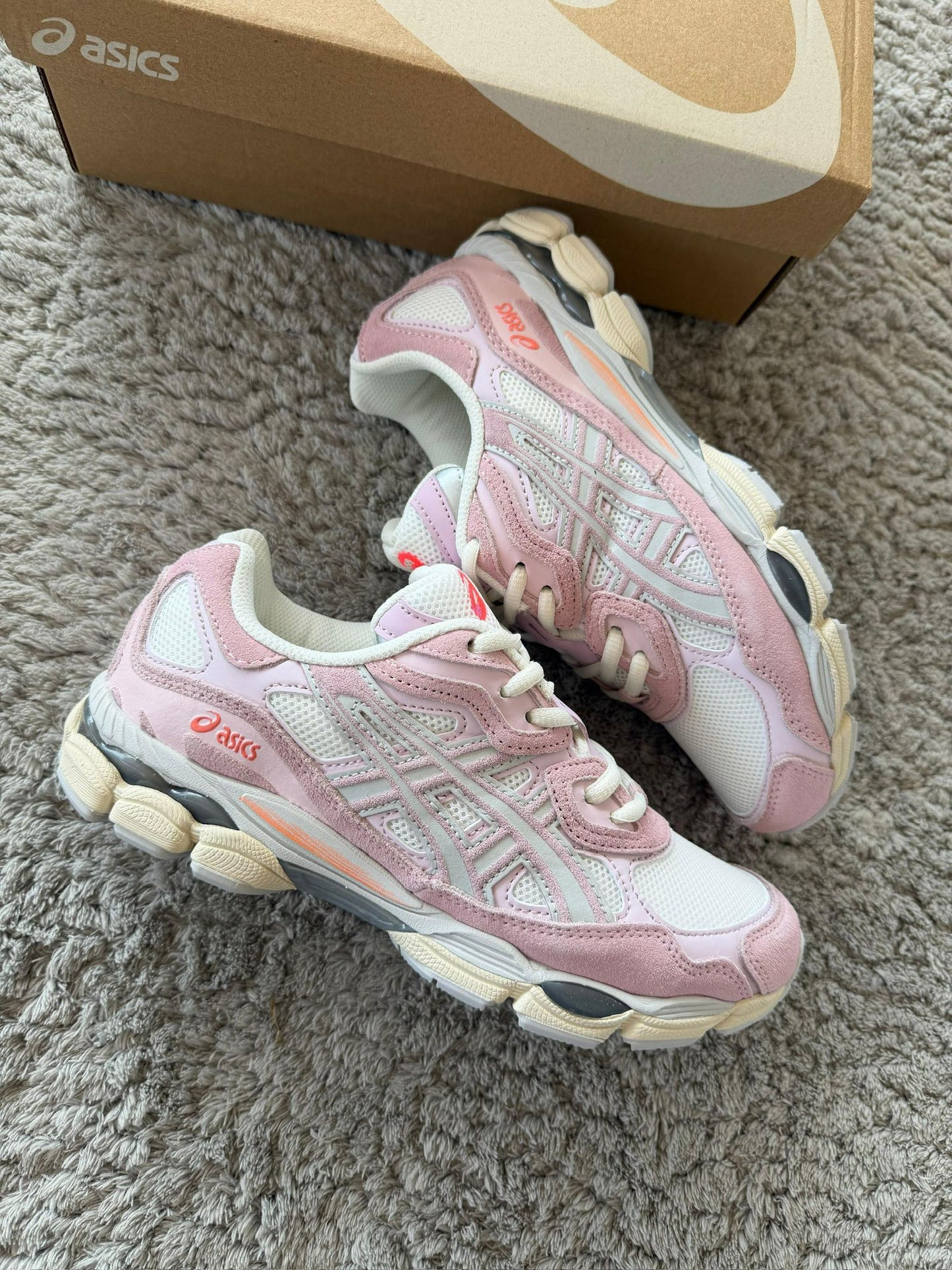 Asics Gel NyC Pink white