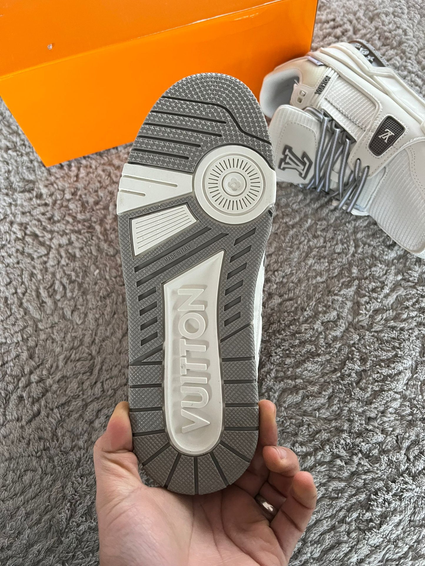 Louis vuitton SKATE white