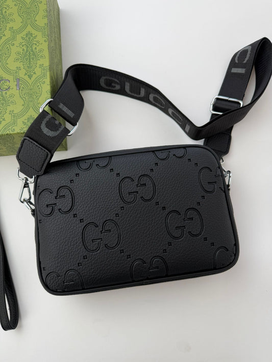 Bolso Gucci GG Embossed Mini Negro