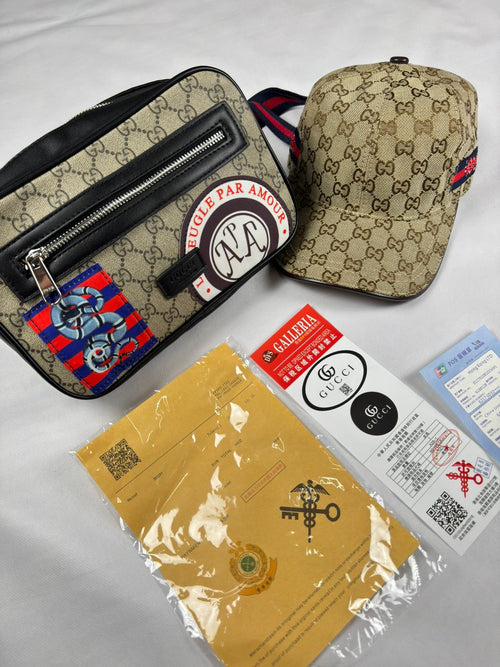 Pack Bolso Cruzado + Gorra  Beige con Parches