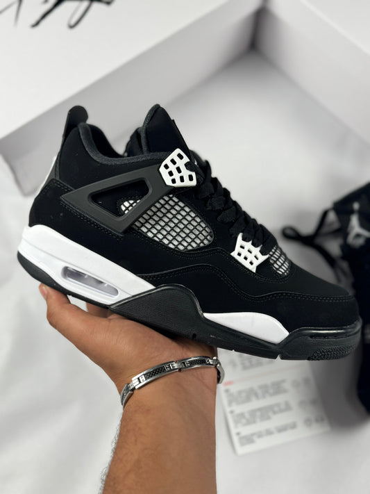 Jordan Retro 4 White Thunder