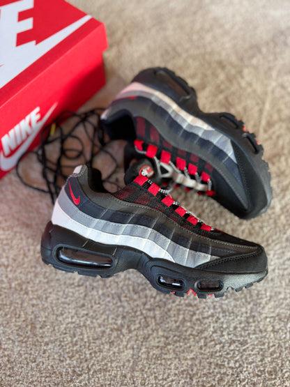 Nike Air Max 95 Black Red