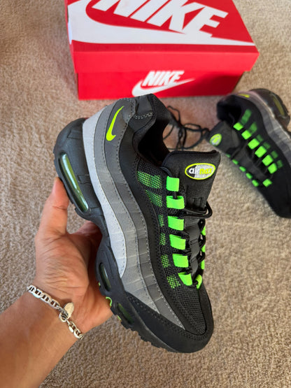 Nike Air Max 95 Green And Black