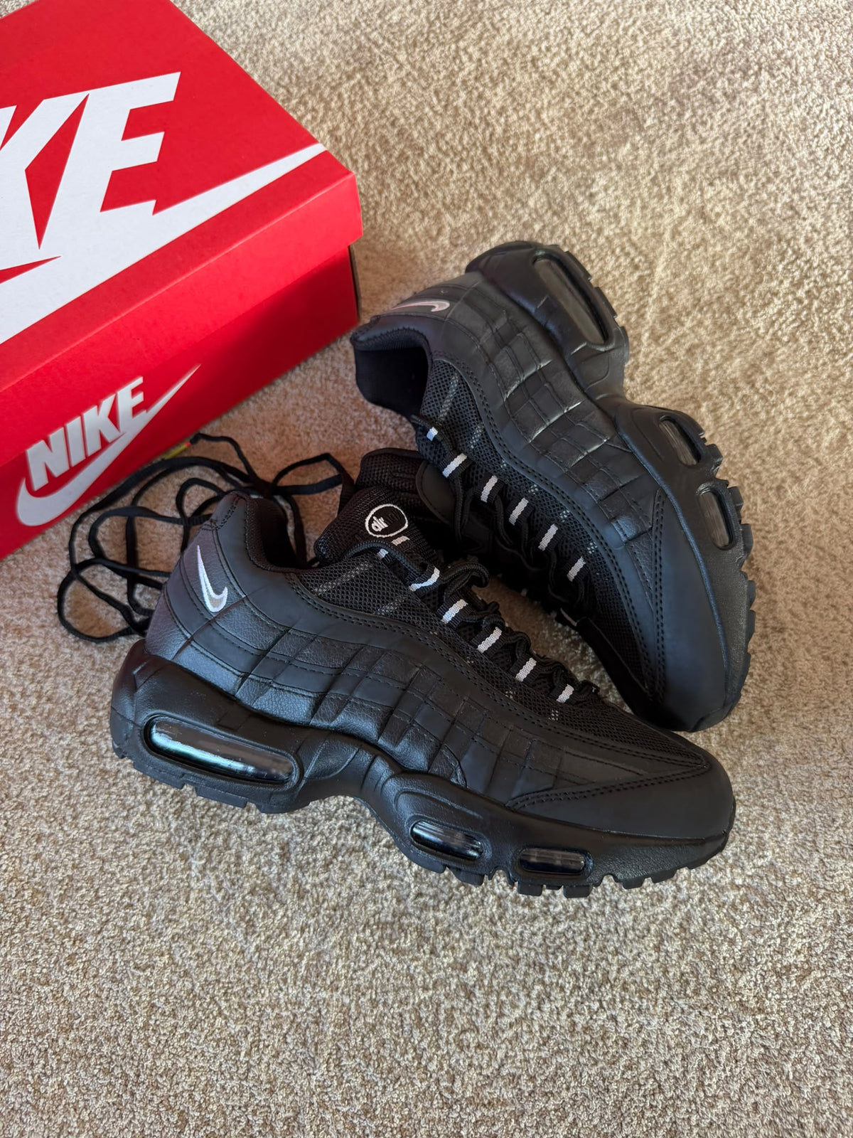 Nike Air Max 95 Black And White