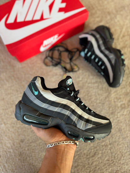 Nike Air Max 95 Black And Blue