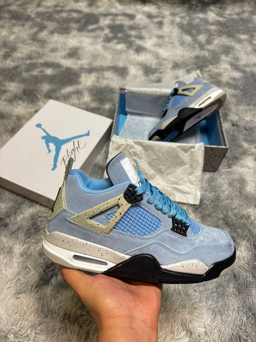 Jordan Retro 4 UNC