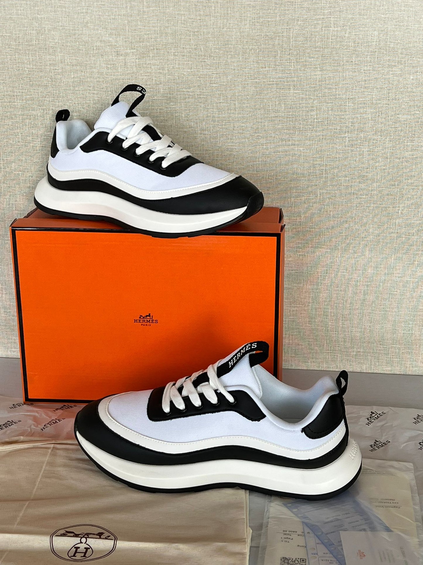Hermes Trainer White