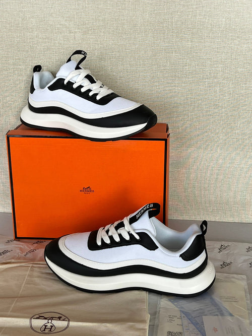 Hermes Trainer White