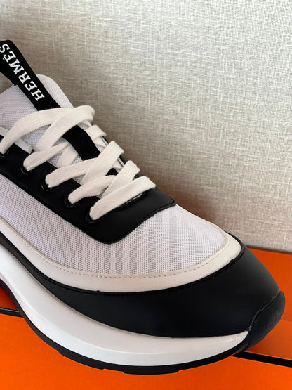 Hermes Trainer White