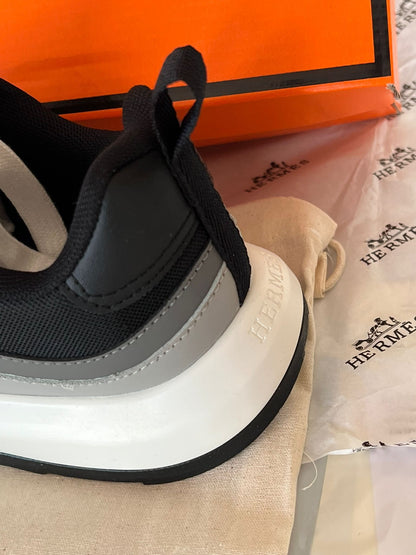 Hermes Trainer Grey