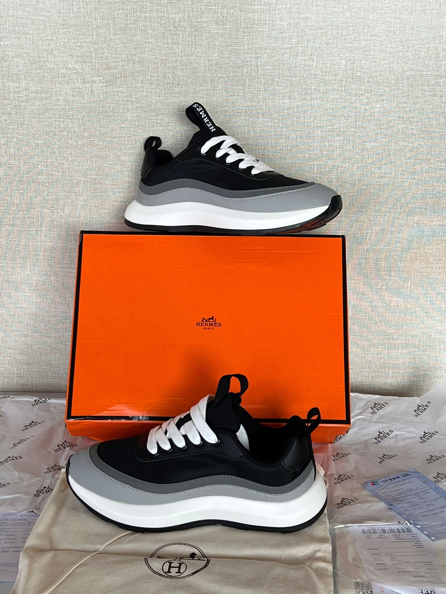 Hermes Trainer Grey