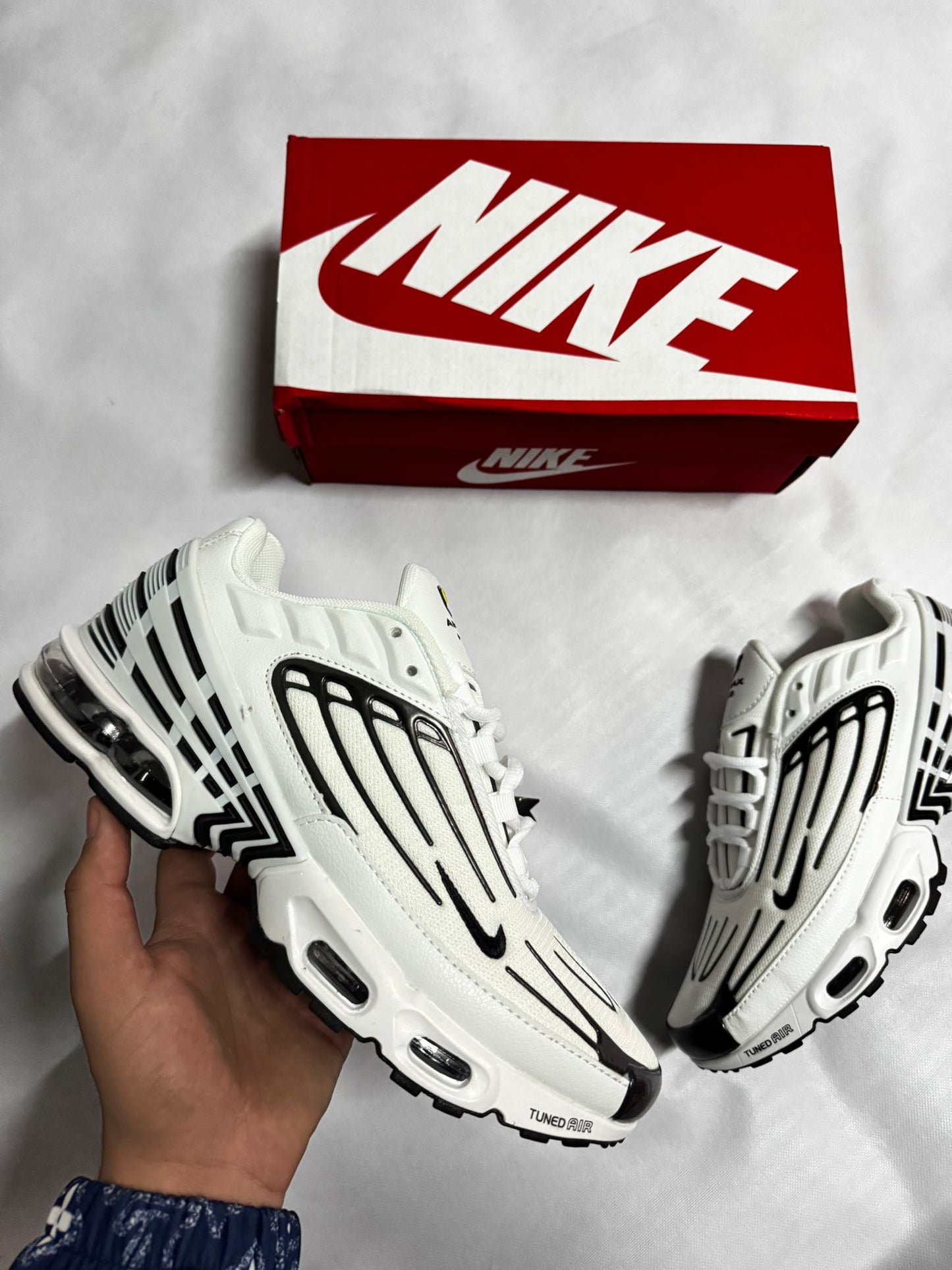 Nike Tn Tunned White and Black