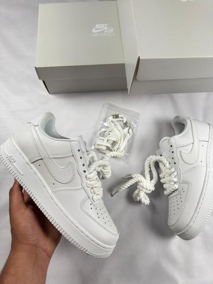 Nike Air Force 1 Brancas Clássicas